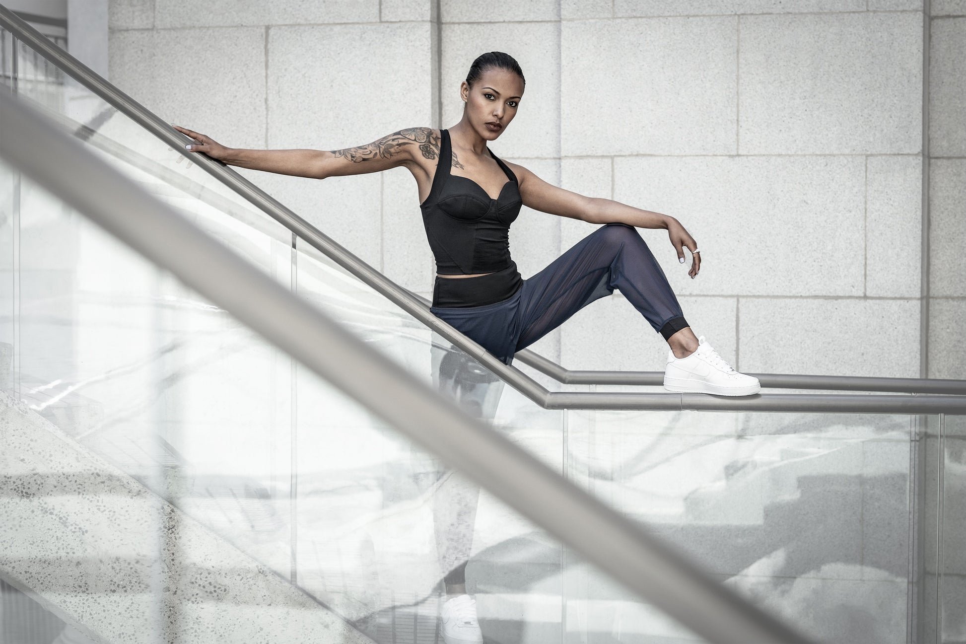 Black Bustier Sports Bra Top, Navy Blue Mesh Yoga Pants